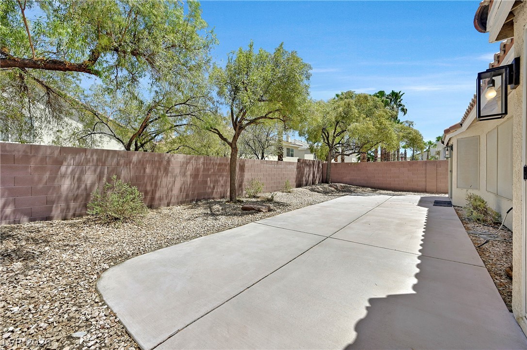7884 Spindrift Cove Street Las Vegas NV 89139