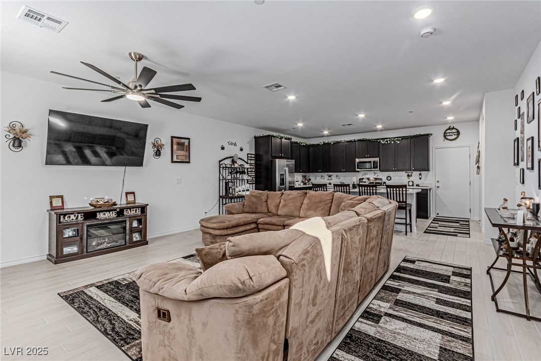 1521 Eva Crossing Place Henderson NV 89002