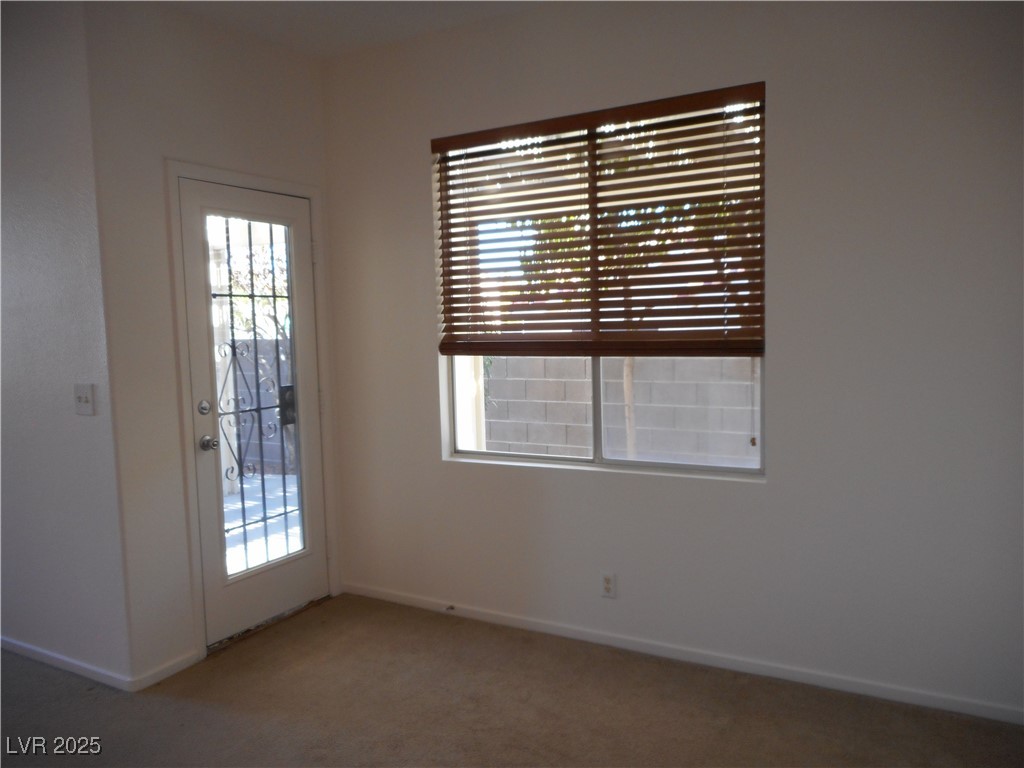 7252 Tigertail Court Las Vegas NV 89131
