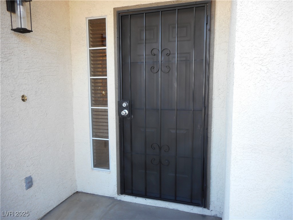 7252 Tigertail Court Las Vegas NV 89131