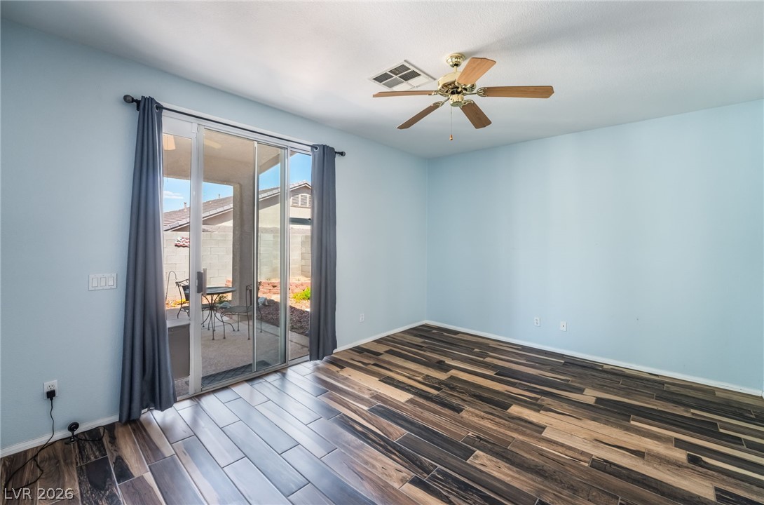 8528 Bandits Bluff Avenue Las Vegas NV 89143
