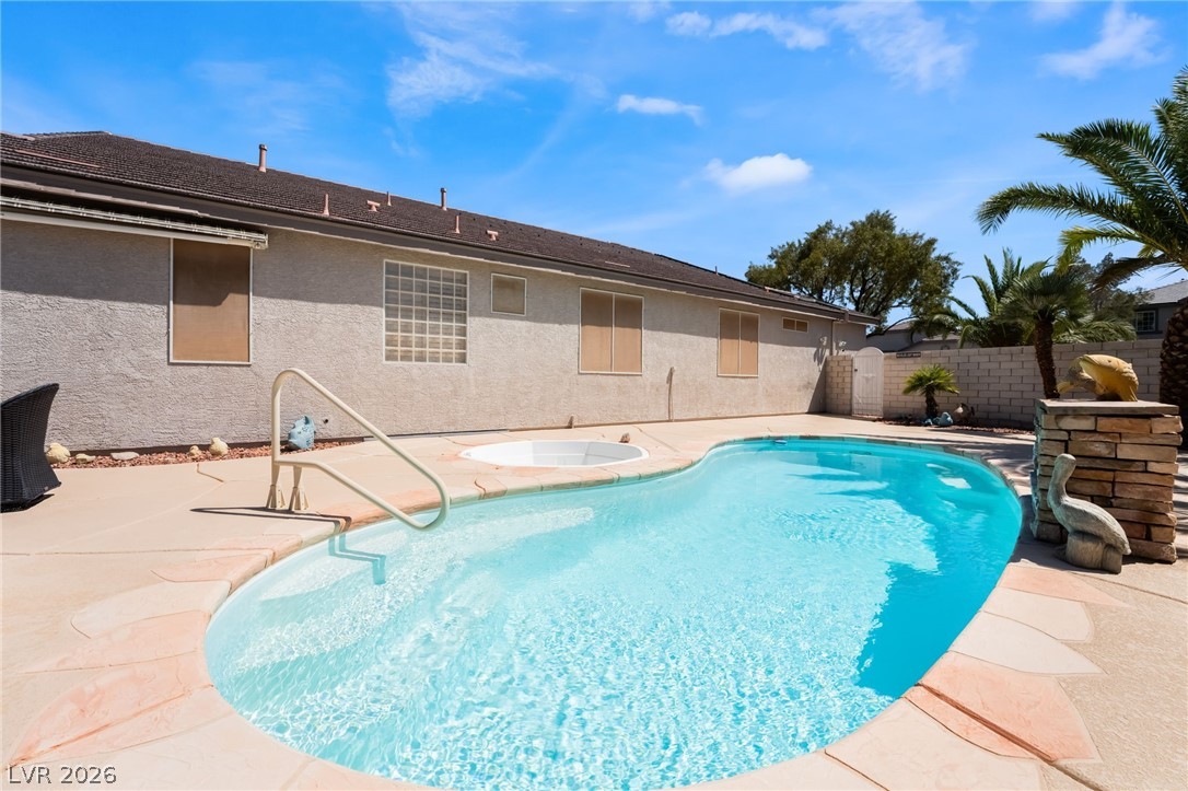 8528 Bandits Bluff Avenue Las Vegas NV 89143