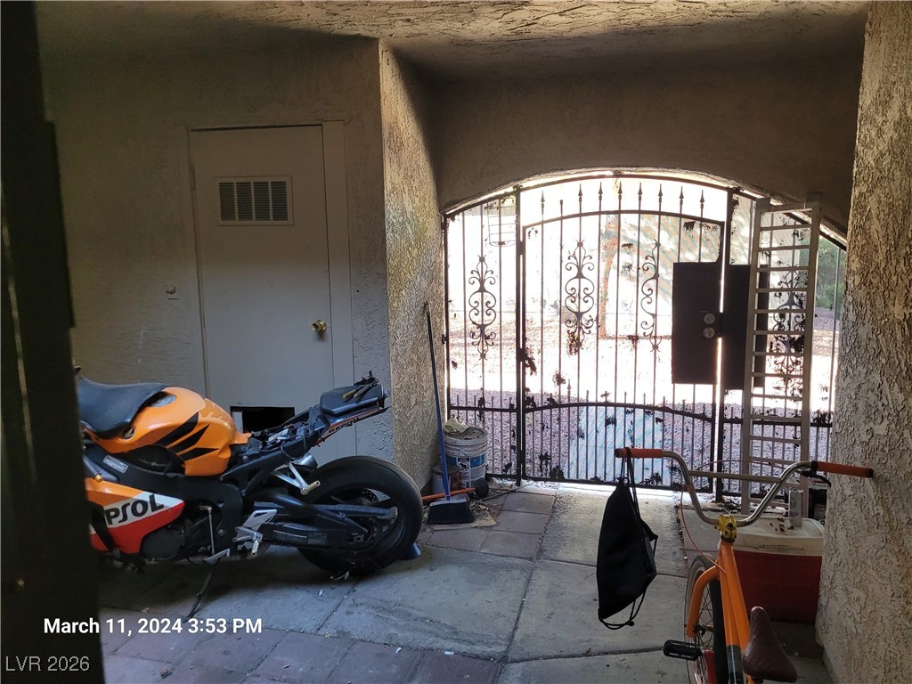 808 Hedge Way 4 Las Vegas NV 89110
