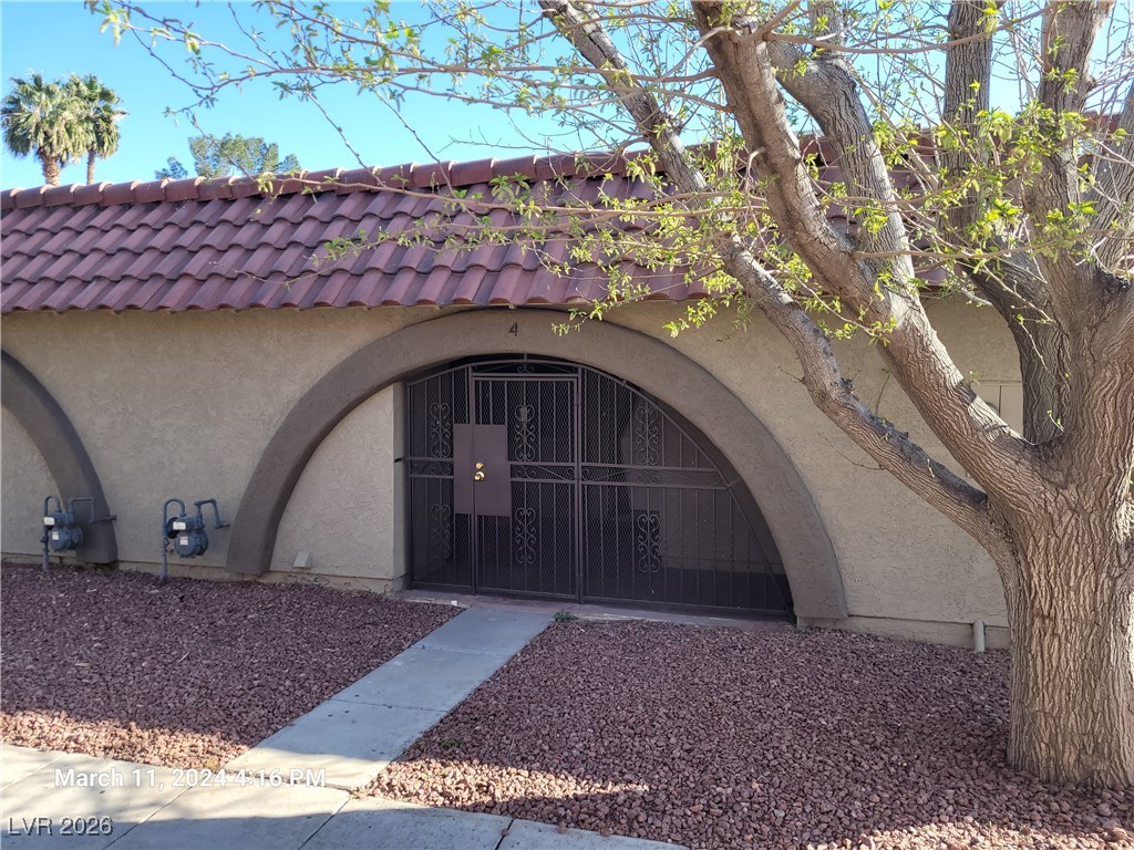 808 Hedge Way 4 Las Vegas NV 89110
