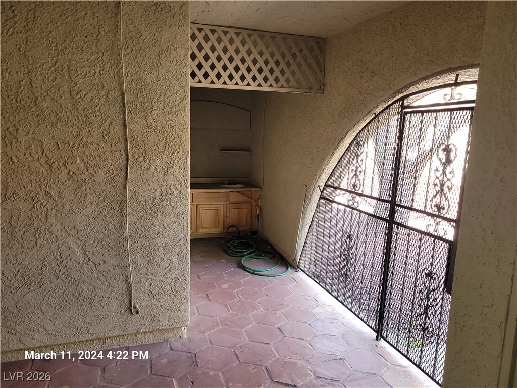 808 Hedge Way 4 Las Vegas NV 89110