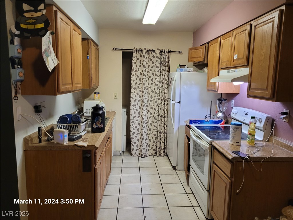 808 Hedge Way 4 Las Vegas NV 89110