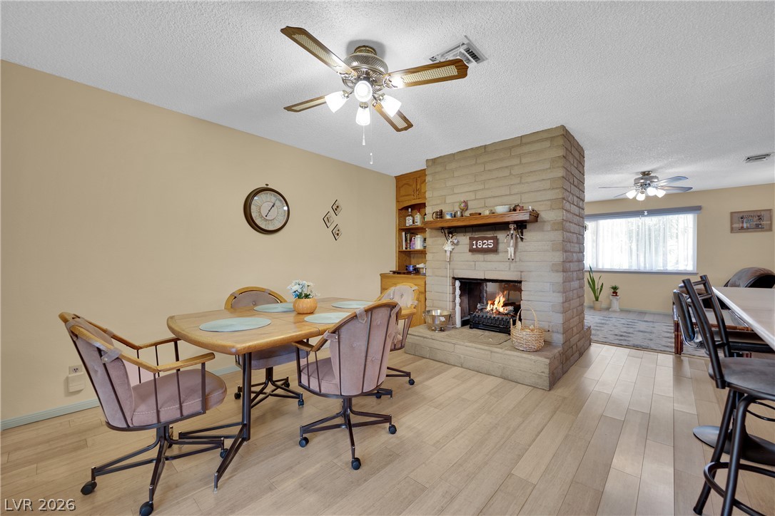 1825 Shadow Mountain Place Las Vegas NV 89108