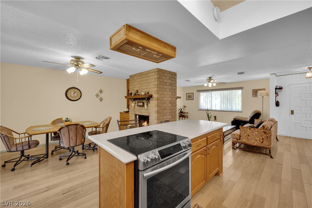 1825 Shadow Mountain Place Las Vegas NV 89108