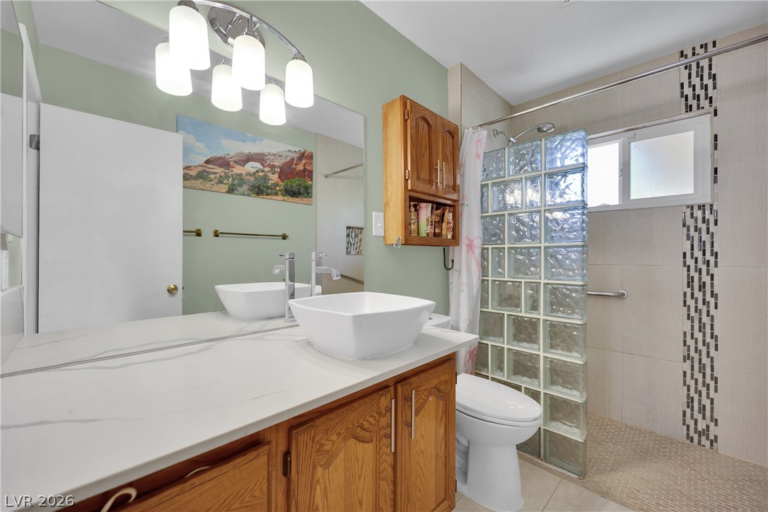 1825 Shadow Mountain Place Las Vegas NV 89108