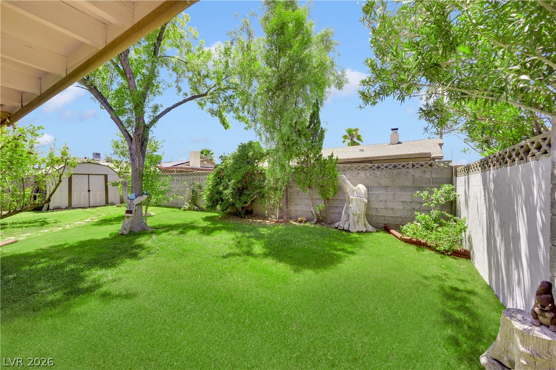 1825 Shadow Mountain Place Las Vegas NV 89108