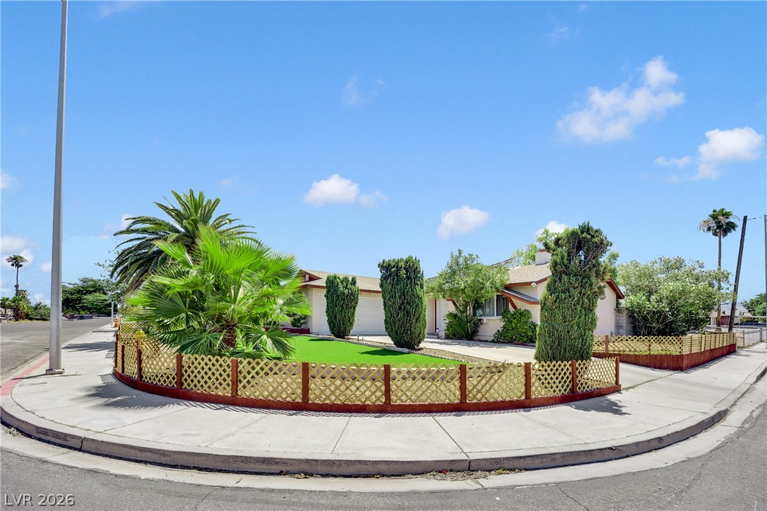 1825 Shadow Mountain Place Las Vegas NV 89108