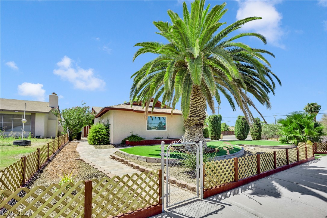 1825 Shadow Mountain Place Las Vegas NV 89108