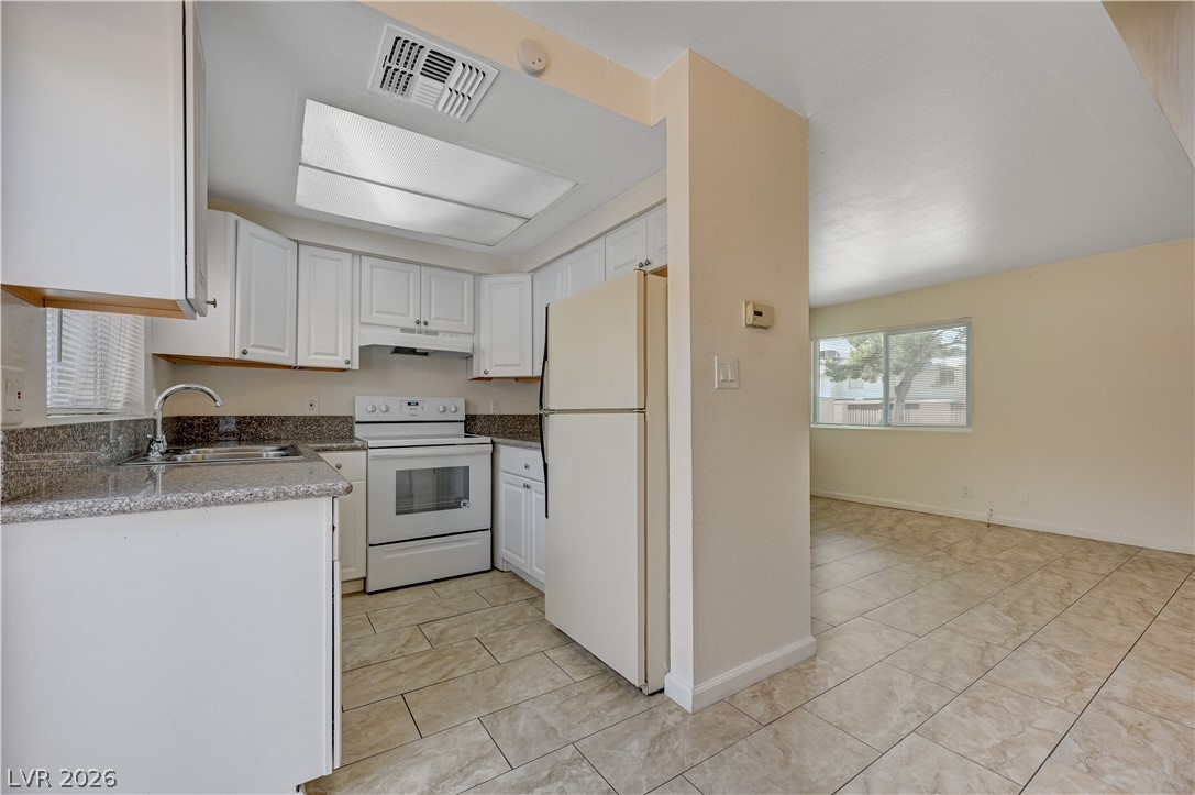 4770 Topaz Street 77 Las Vegas NV 89121