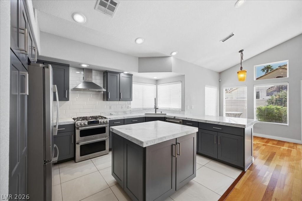 8105 Lake Hills Drive Las Vegas NV 89128