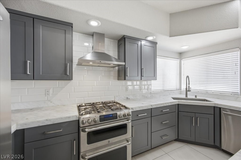 8105 Lake Hills Drive Las Vegas NV 89128