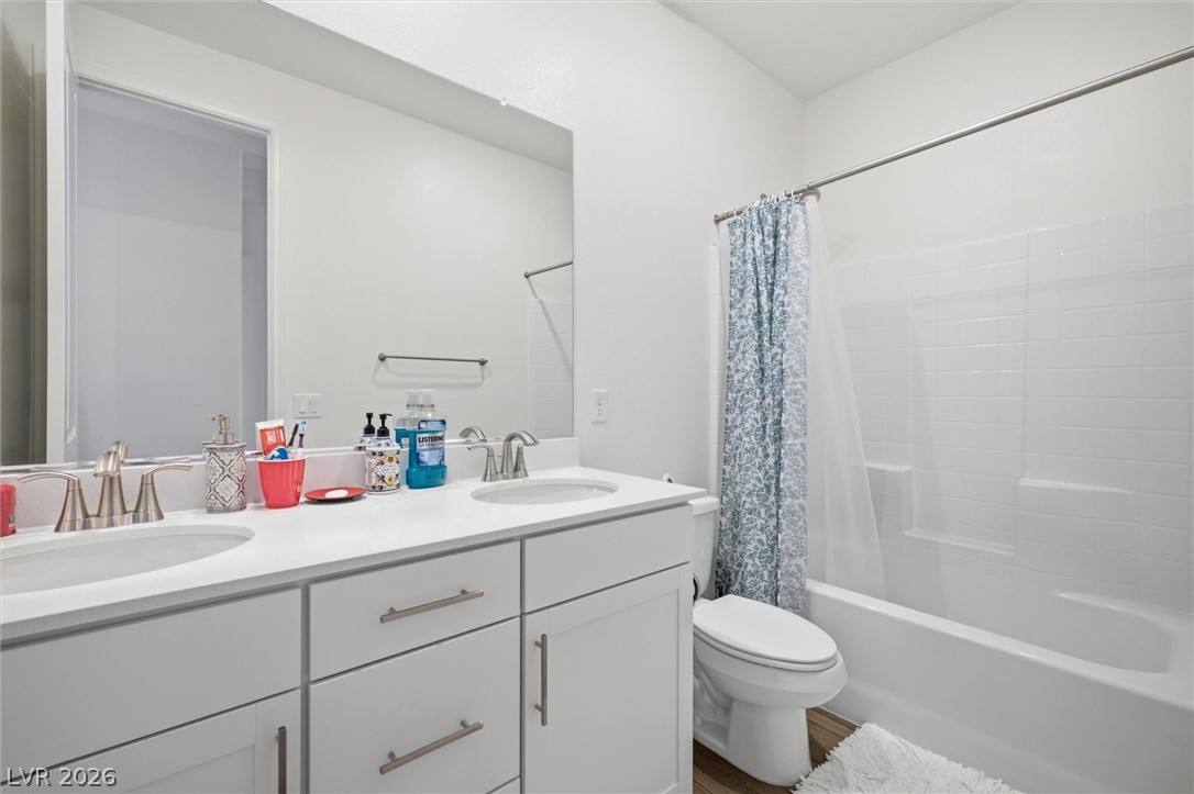 180 Cinder Cone Lane Las Vegas NV 89138