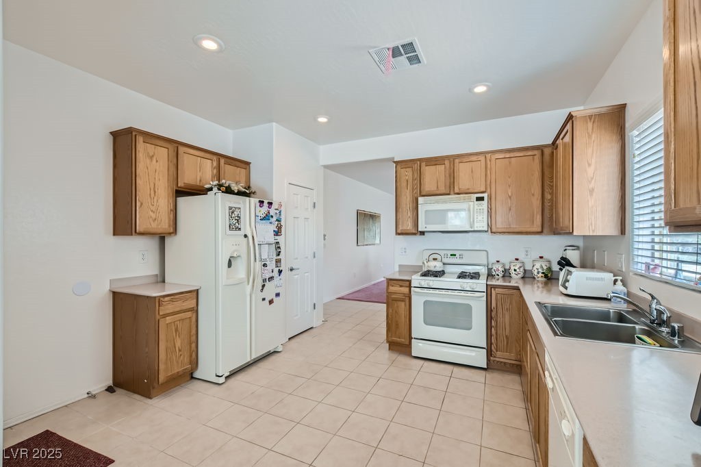 2220 Carrier Dove Way North Las Vegas NV 89084