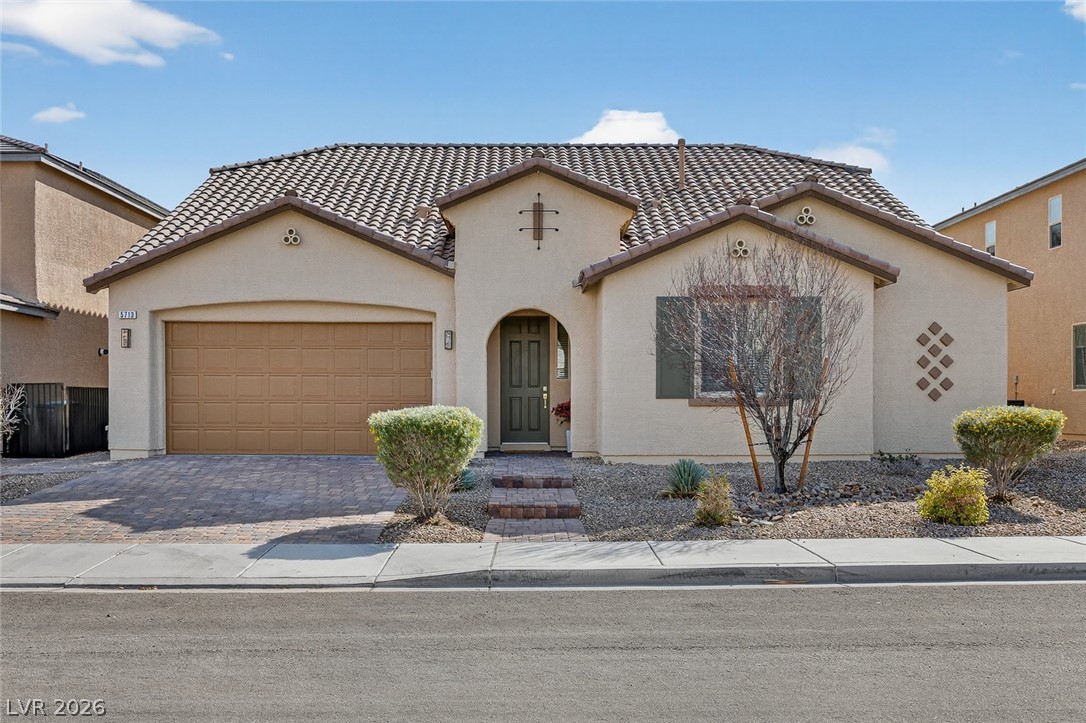 5713 Silver Cascade Avenue Las Vegas NV 89131