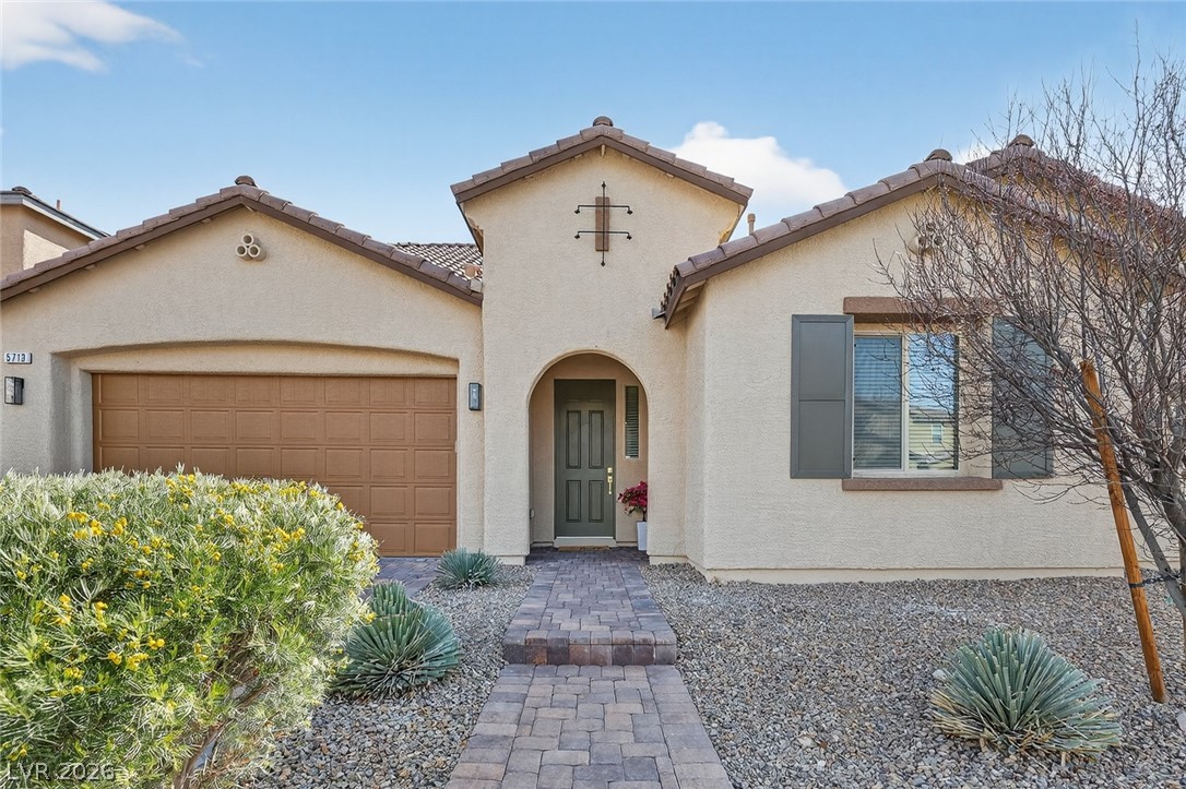5713 Silver Cascade Avenue Las Vegas NV 89131