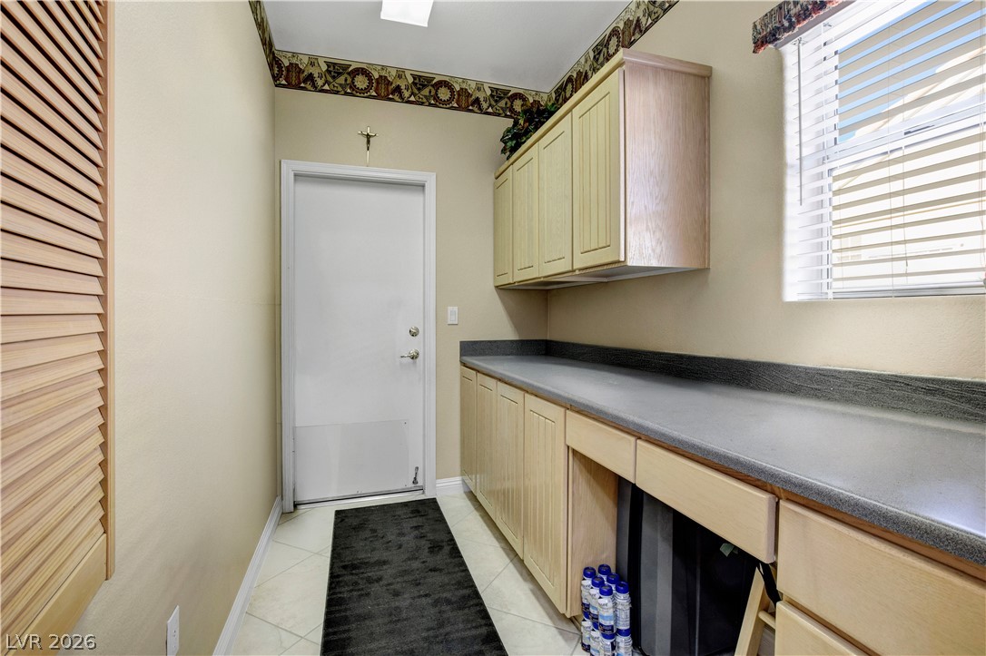 2016 Emery Street Las Vegas NV 89134