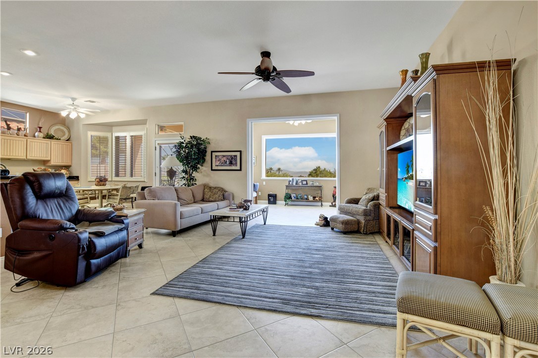 2016 Emery Street Las Vegas NV 89134