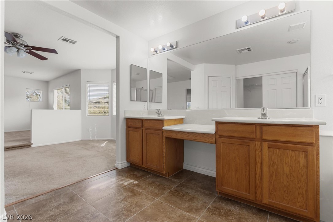 9123 Weeping Hollow Avenue Las Vegas NV 89178