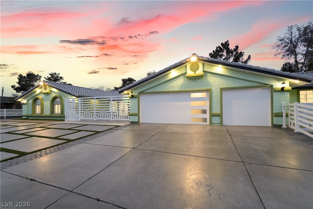 3160 East Viking Road Las Vegas NV 89121