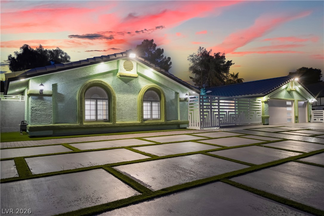 3160 East Viking Road Las Vegas NV 89121
