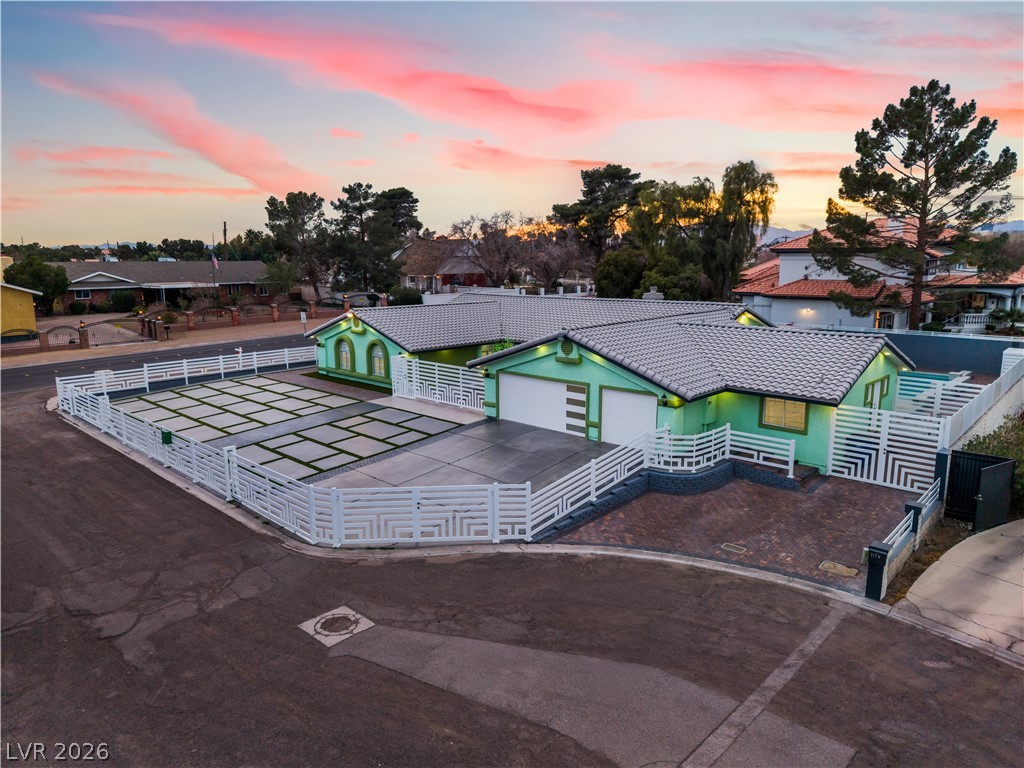 3160 East Viking Road Las Vegas NV 89121