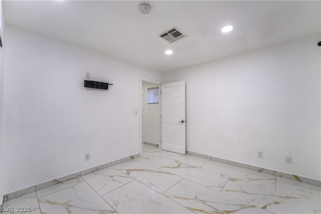 3160 East Viking Road Las Vegas NV 89121