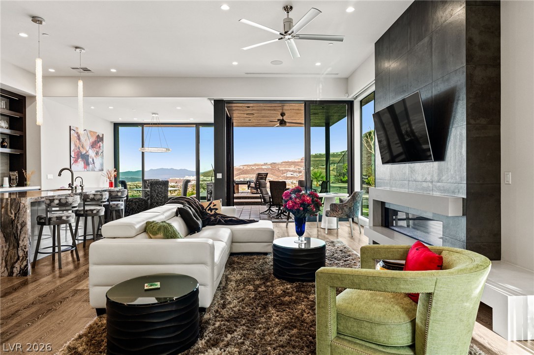 662 Falcon Summit Court Henderson NV 89012