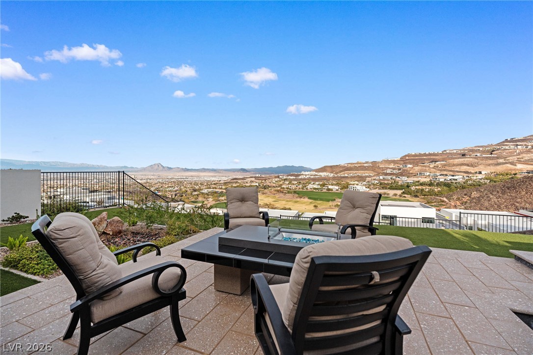 662 Falcon Summit Court Henderson NV 89012