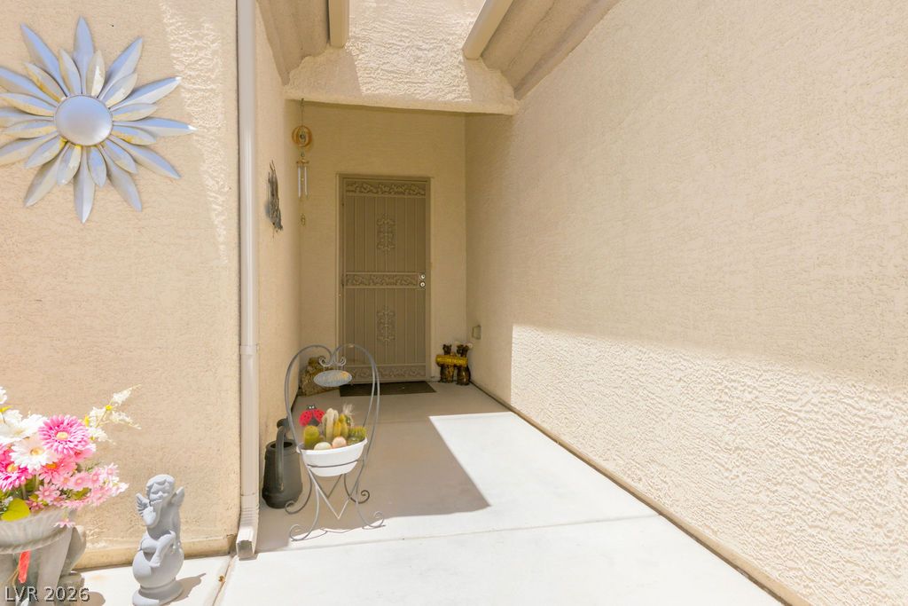 2504 Shore Bird Avenue North Las Vegas NV 89084