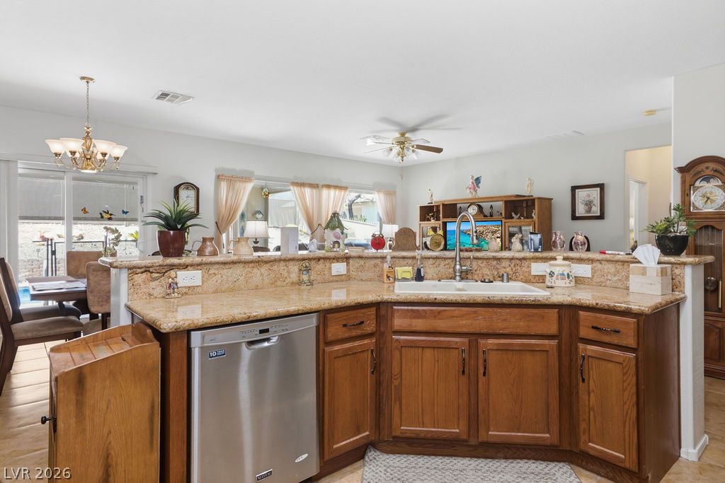 2504 Shore Bird Avenue North Las Vegas NV 89084
