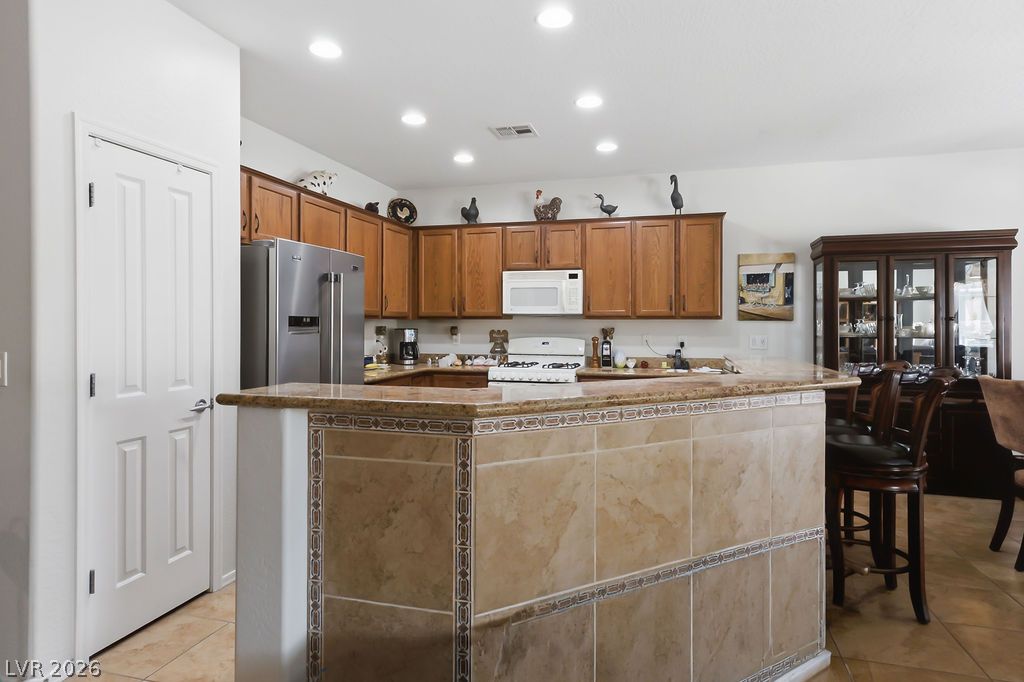 2504 Shore Bird Avenue North Las Vegas NV 89084