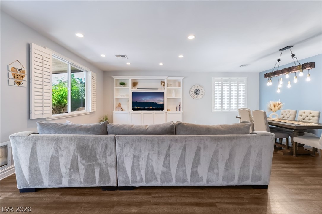9762 Valmeyer Avenue Las Vegas NV 89148