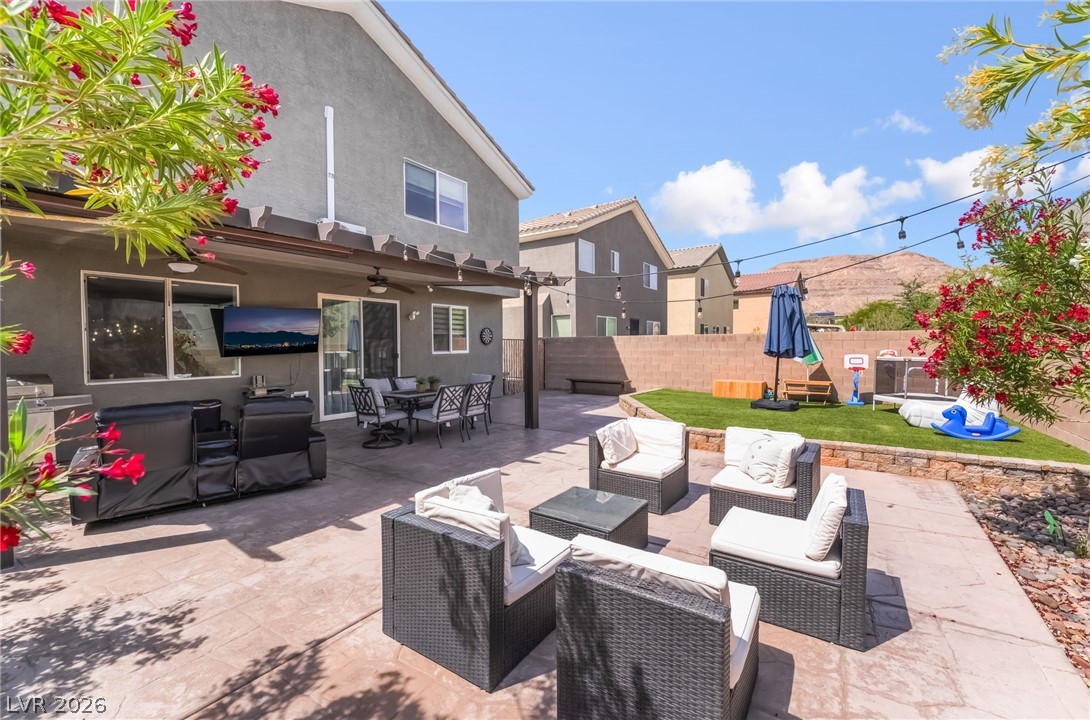 9762 Valmeyer Avenue Las Vegas NV 89148