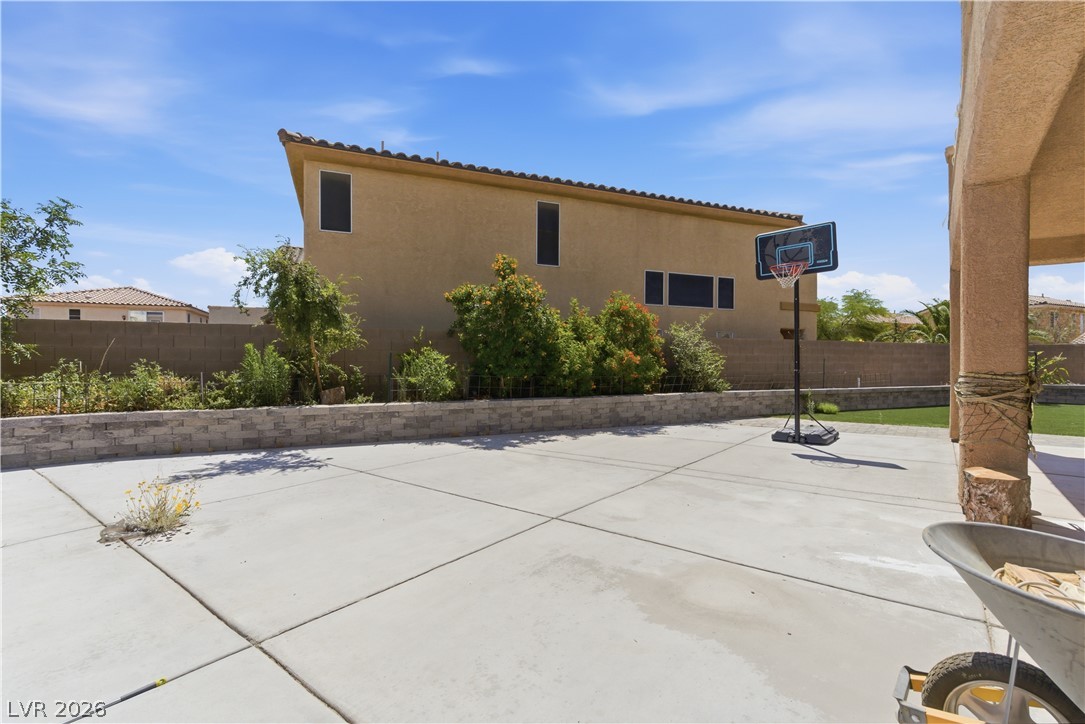 5446 Caprock Canyon Avenue Las Vegas NV 89139
