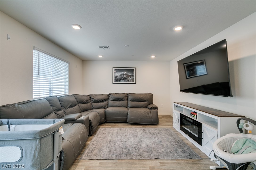 2683 Weathered Copper Las Vegas NV 89086