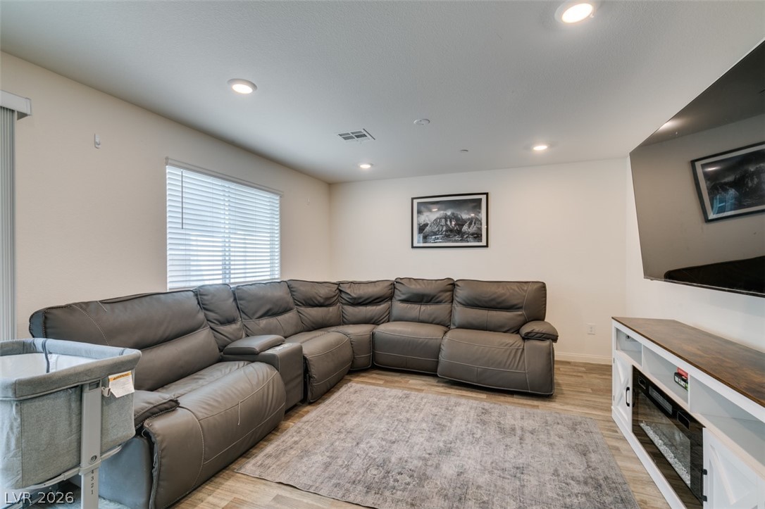 2683 Weathered Copper Las Vegas NV 89086