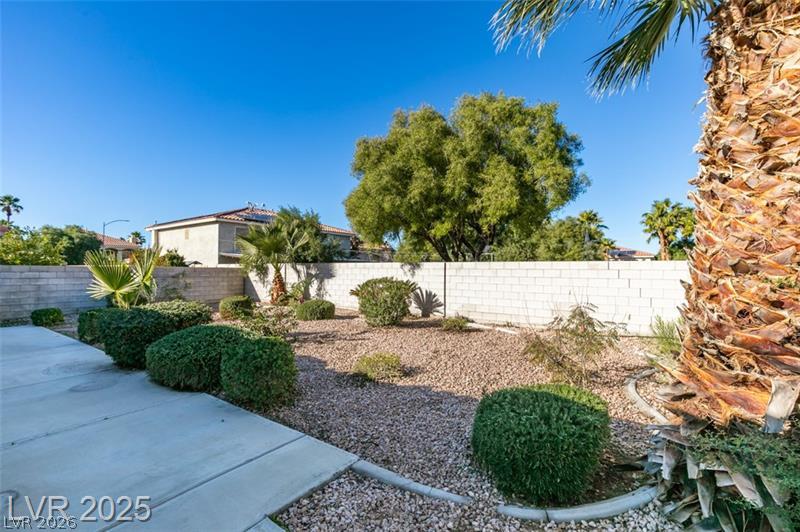 1682 Graystone Canyon Avenue Las Vegas NV 89183