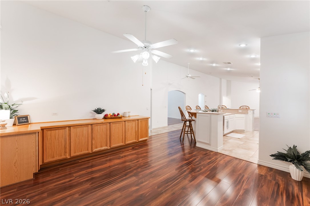8096 Chestnut Glen Avenue Las Vegas NV 89131