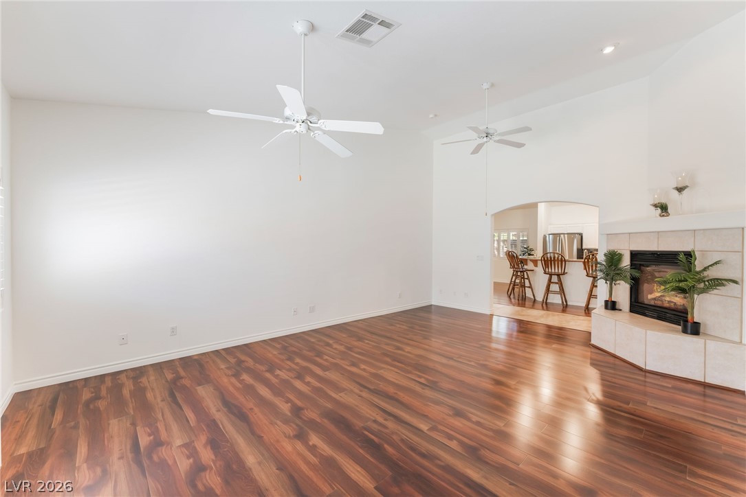 8096 Chestnut Glen Avenue Las Vegas NV 89131