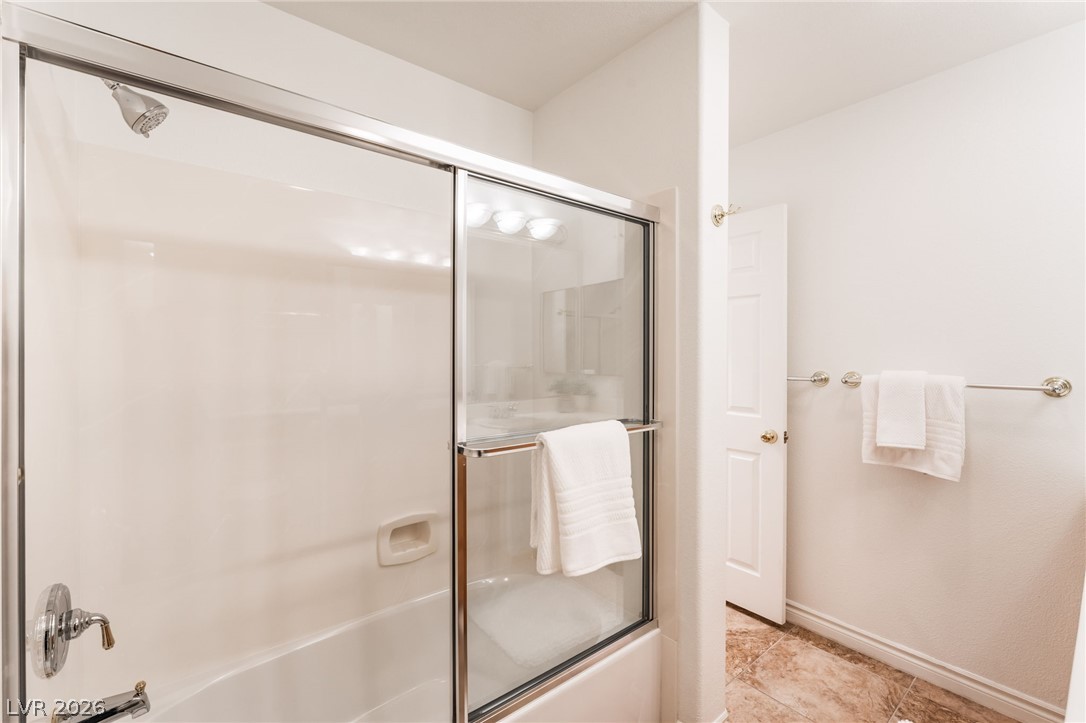8096 Chestnut Glen Avenue Las Vegas NV 89131