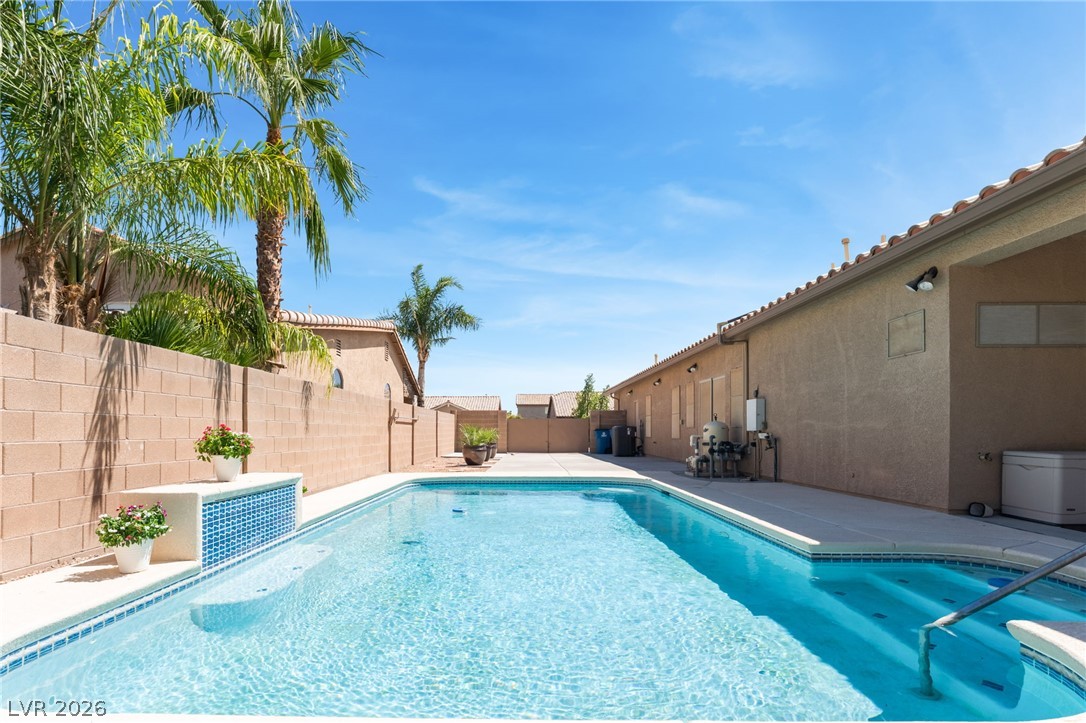 8096 Chestnut Glen Avenue Las Vegas NV 89131