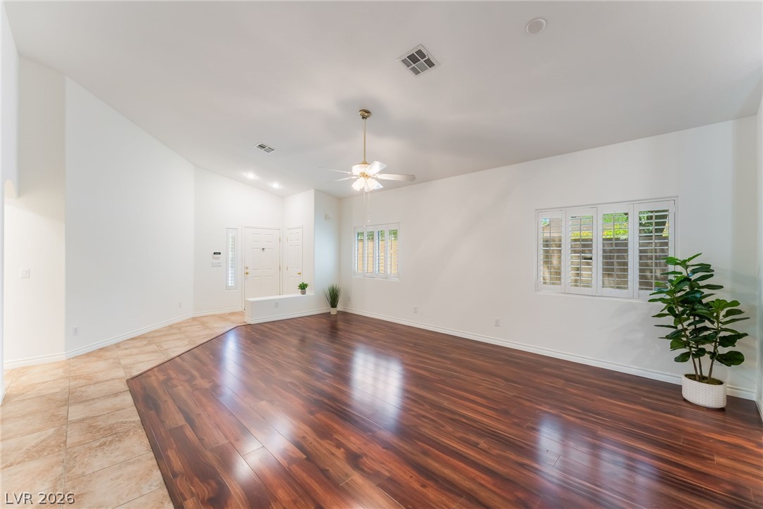 8096 Chestnut Glen Avenue Las Vegas NV 89131