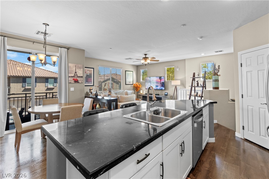 495 Dorchester Bend Avenue 3 North Las Vegas NV 89032