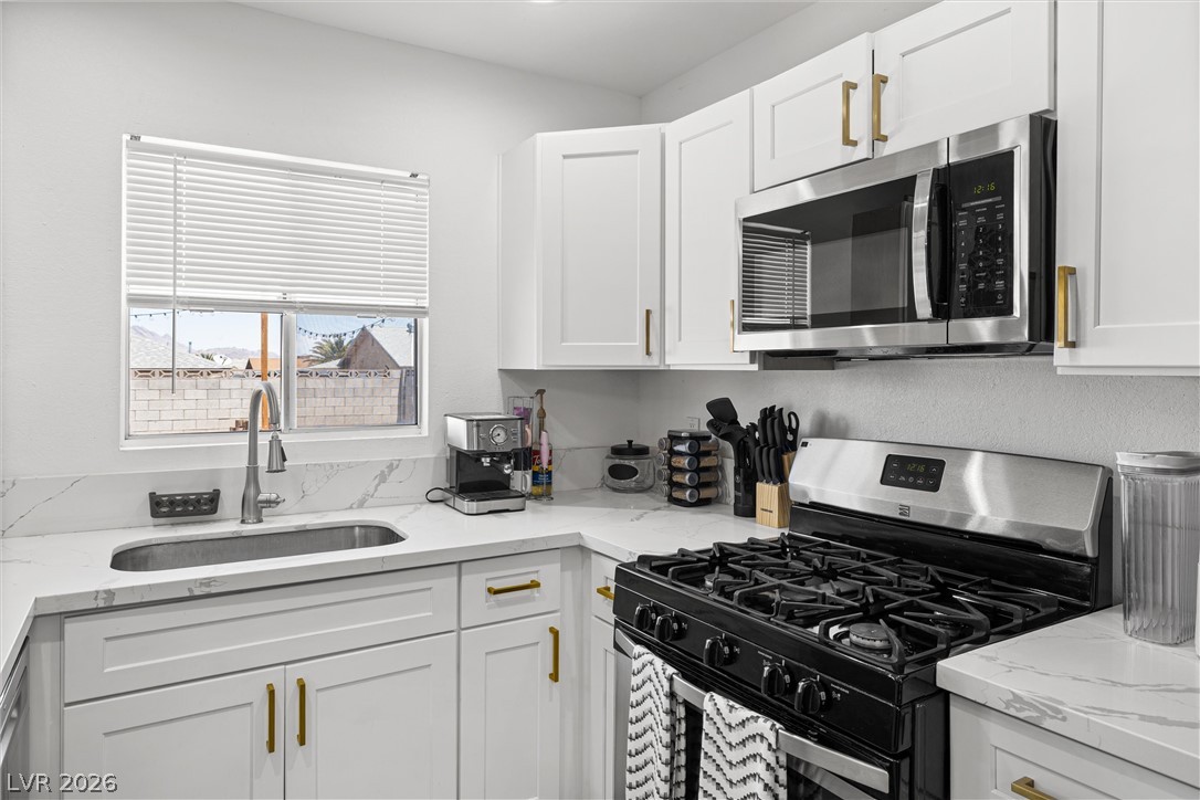 525 Van Dornum Avenue Henderson NV 89011