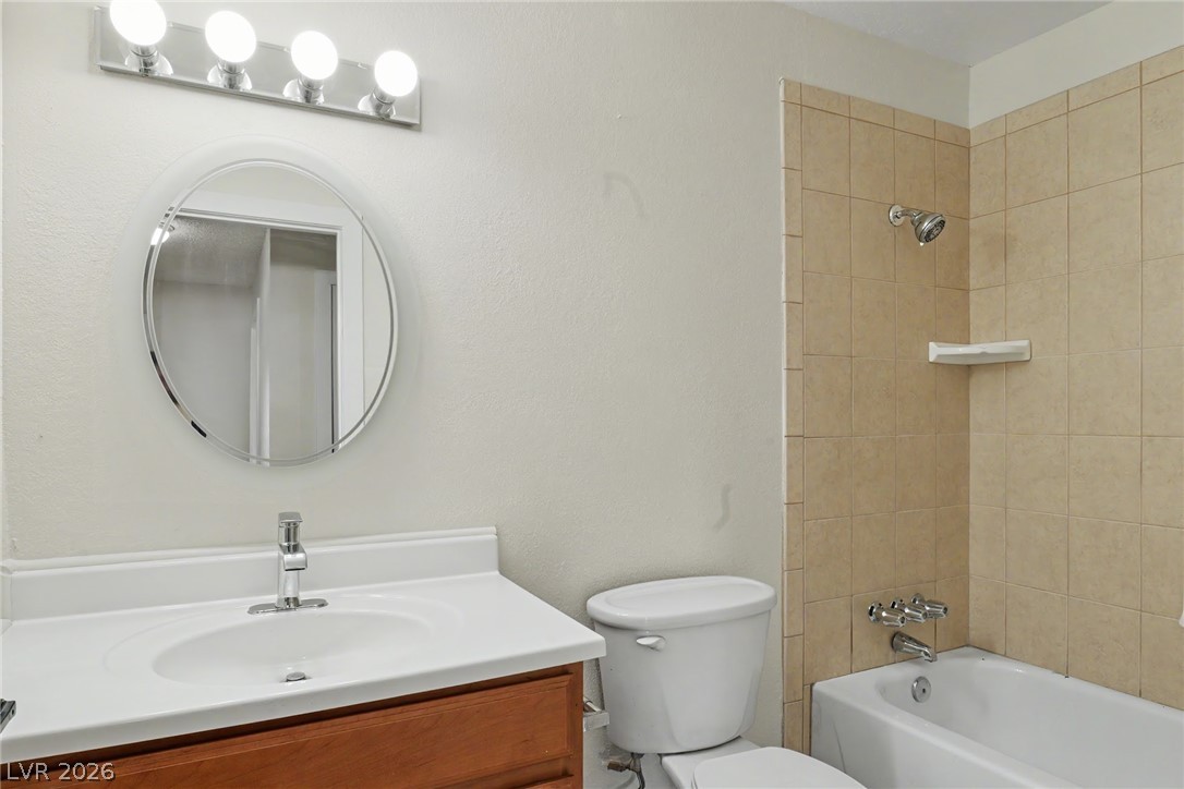 2090 Lucerne Street Las Vegas NV 89104