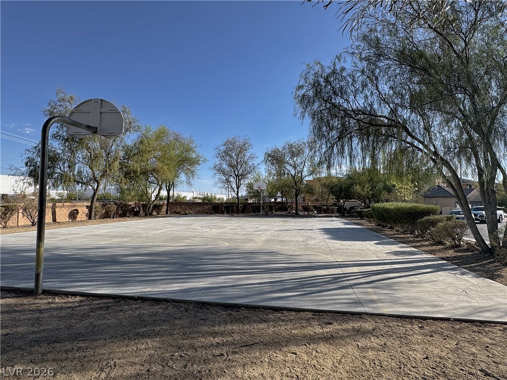 6041 Glenborough Street Las Vegas NV 89115